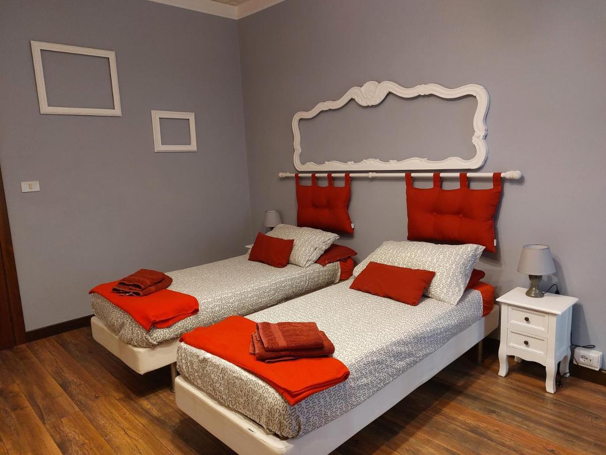 Bed & Breakfast Empire 1970