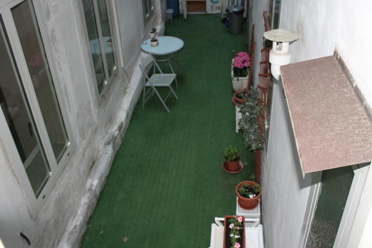 Empire 1970 Bed & Breakfast Trieste